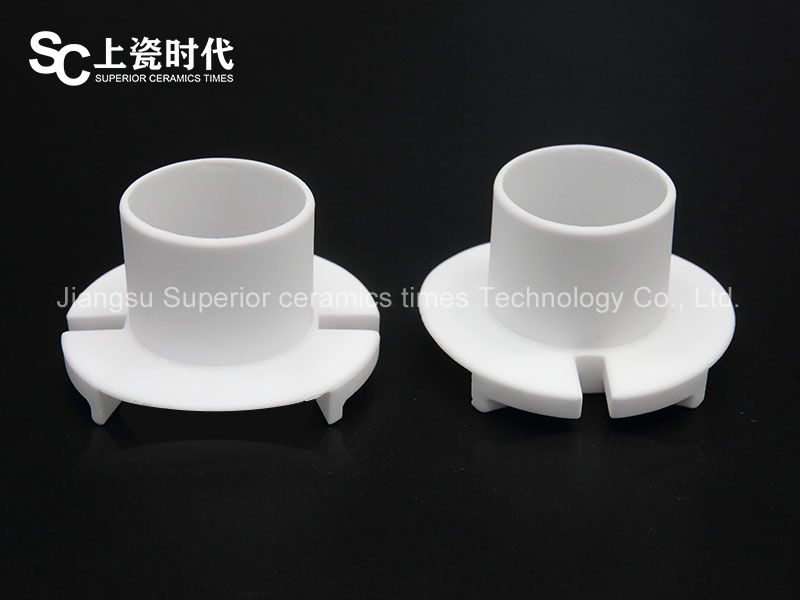 Alumina injection molding base